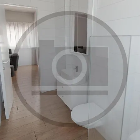 Awesome Apartment In Zadar With Wifi Daire *
