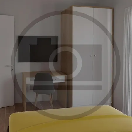 Awesome Apartment In Zadar With Wifi Apartman